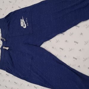Women's Nike sweat pants.